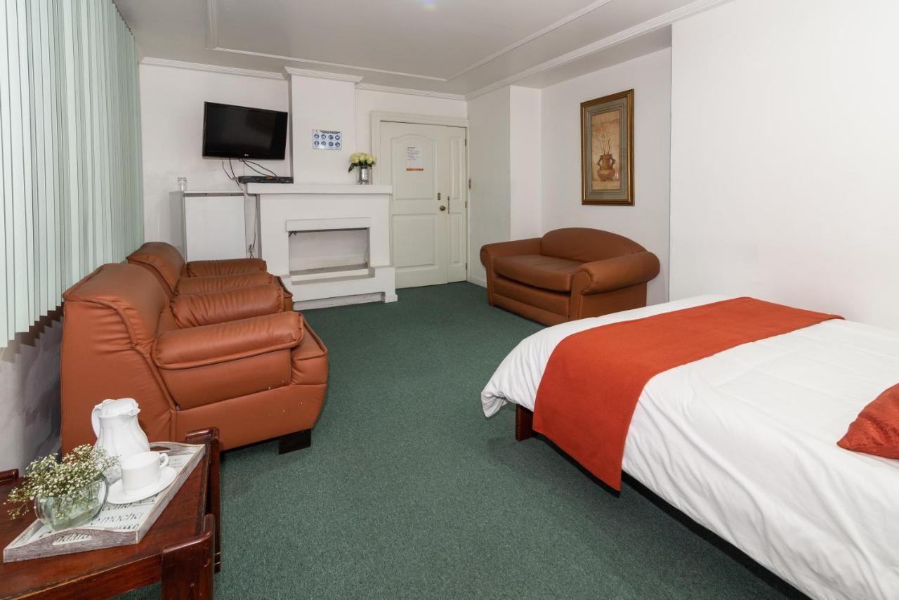Hotel Cordero Cuenca Bagian luar foto