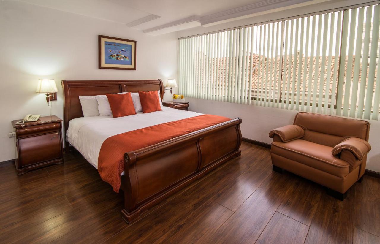 Hotel Cordero Cuenca Bagian luar foto