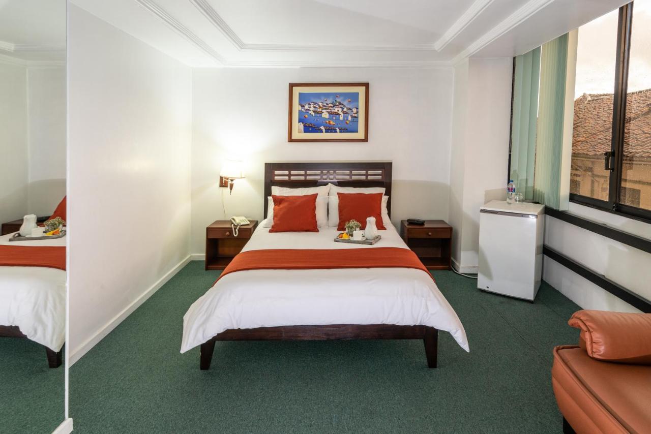 Hotel Cordero Cuenca Bagian luar foto