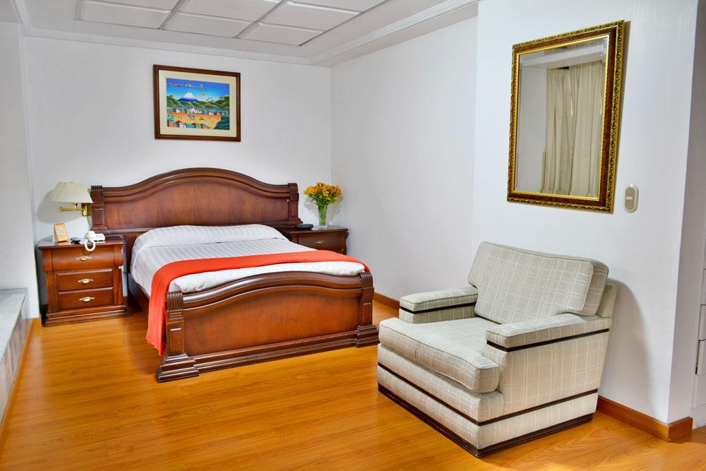 Hotel Cordero Cuenca Bagian luar foto