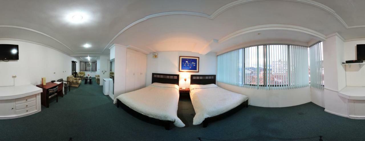 Hotel Cordero Cuenca Bagian luar foto
